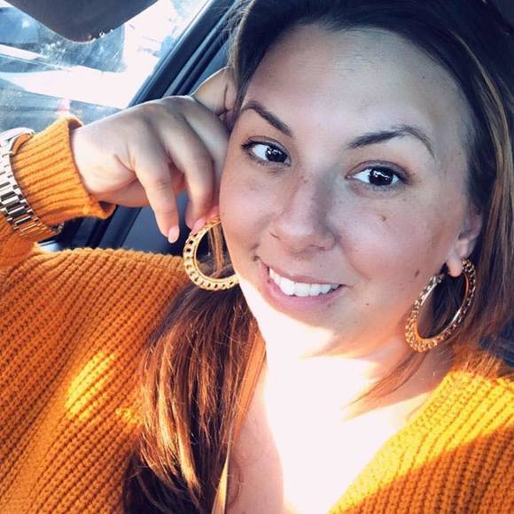 Meet your Posher, Sammie - Picture 1 of 1